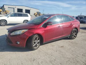 Ford Focus SE 2.0L 4 2014
