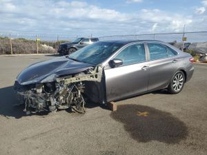 Toyota Camry LE 2.5L 4 2015