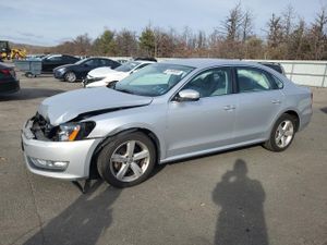Volkswagen Passat S 1.8L 4 2015