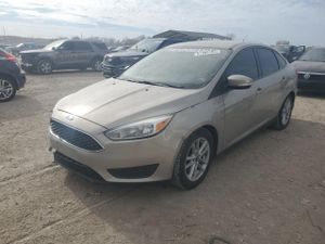 Ford Focus SE 2.0L 4 2015