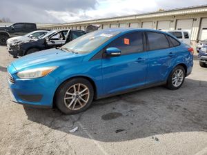 Ford Focus SE 2.0L 4 2015