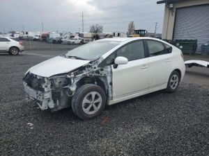 Toyota Prius 1.8L 4 2015