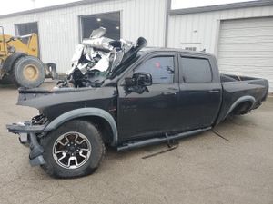 RAM 1500 REBEL 5.7L 8 2015