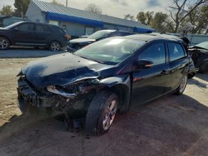 Ford Focus SE 2.0L 4 2014