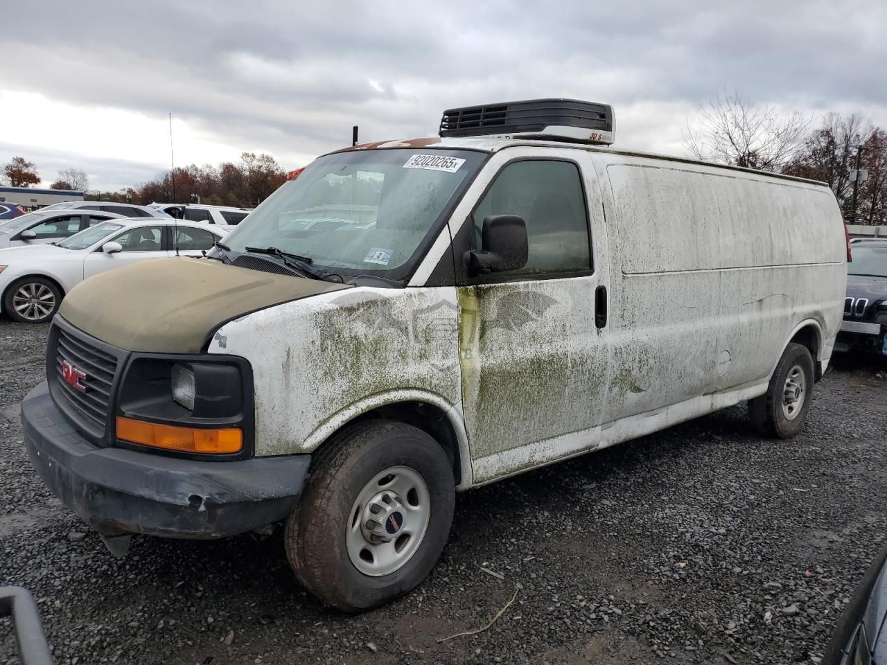 GMC Savana G3500 6.0L 8 2007
