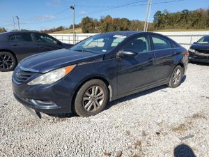 Hyundai Sonata GLS 2.4L 4 2013