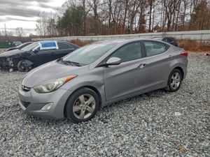 Hyundai Elantra GLS 1.8L 4 2013