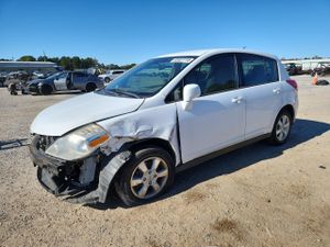 Nissan Versa S 1.8L 4 2012