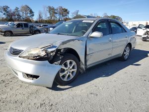 Toyota Camry LE 2.4L 4 2005
