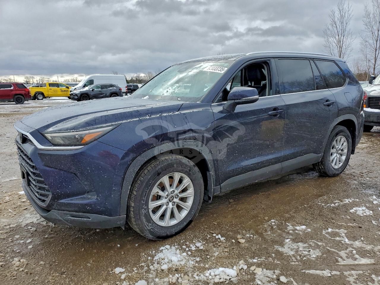 Toyota Grand Highlander XLE 2.4L 4 2024