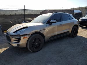 Porsche Macan 2.0L 4 2017