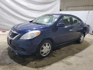 Nissan Versa S 1.6L 4 2014
