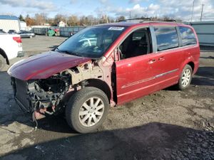 Chrysler Town & Country TOURING 3.6L 6 2013