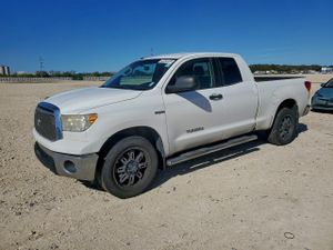 Toyota Tundra DOUBLE CAB SR5 4.6L 8 2012