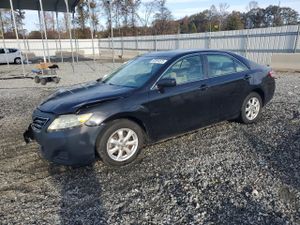 Toyota Camry BASE 2.5L 4 2011