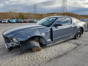 Ford Mustang 3.7L 6 2014