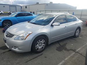Nissan Altima BASE 2.5L 4 2010