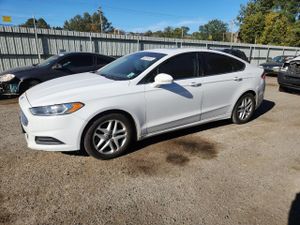 Ford Fusion SE 2.5L 4 2015