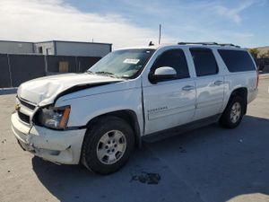 Chevrolet Suburban C1500 LT 5.3L 8 2014