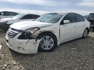 Nissan Altima BASE 2.5L 4 2010