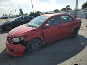 Toyota Corolla BASE 1.8L 4 2013