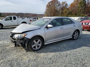 Toyota Camry BASE 2.5L 4 2012