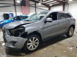 Mitsubishi Outlander ES 2.4L 4 2015