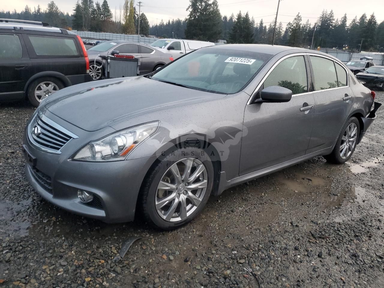 Infiniti G37 3.7L 6 2011