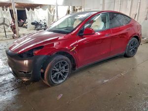 Tesla Model Y 2025