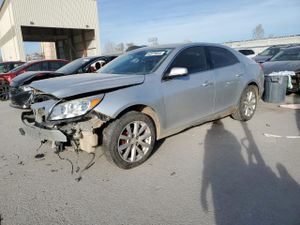 Chevrolet Malibu 2LT 2.5L 4 2013
