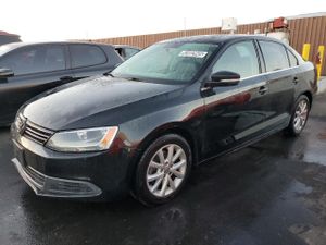 Volkswagen Jetta SE 1.8L 4 2014