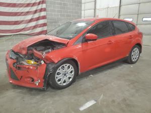 Ford Focus SE 2.0L 4 2012