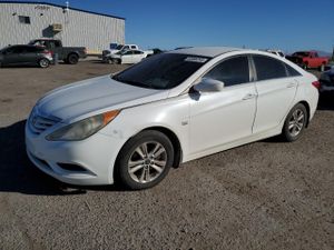 Hyundai Sonata GLS 2.4L 4 2012