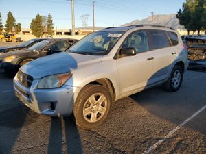Toyota Rav4 2.5L 4 2012