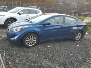 Hyundai Elantra SE 1.8L 4 2015