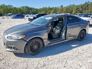 Ford Fusion SE 2.0L 4 2014