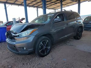 Toyota Highlander XLE 3.5L 6 2015