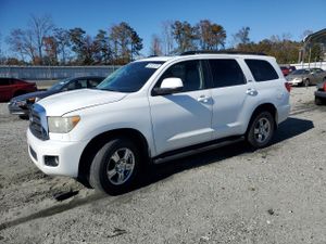 Toyota Sequoia SR5 5.7L 8 2011