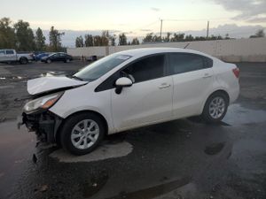 Kia Rio EX 1.6L 4 2013
