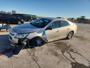Chevrolet Malibu LS 2.5L 4 2015