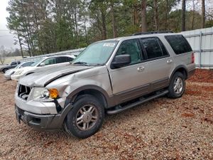 Ford Expedition XLT 5.4L 8 2005
