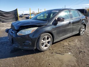 Ford Focus SE 2.0L 4 2014