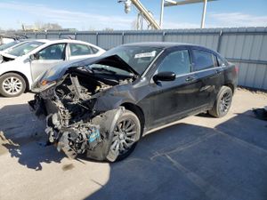 Chrysler 200 TOURING 2.4L 4 2012