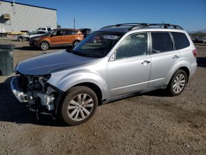 Subaru Forester 2.5X PREMIUM 2.5L 4 2012
