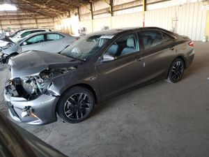 Toyota Camry LE 2.5L 4 2015