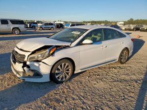 Hyundai Sonata SPORT 2.4L 4 2015