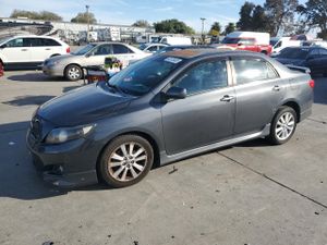 Toyota Corolla BASE 1.8L 4 2010