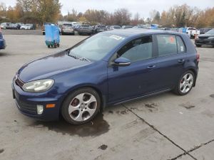 Volkswagen Golf 2.0L 4 2010