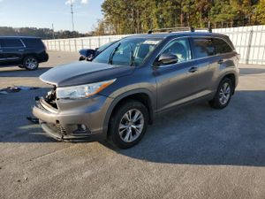 Toyota Highlander XLE 3.5L 6 2015