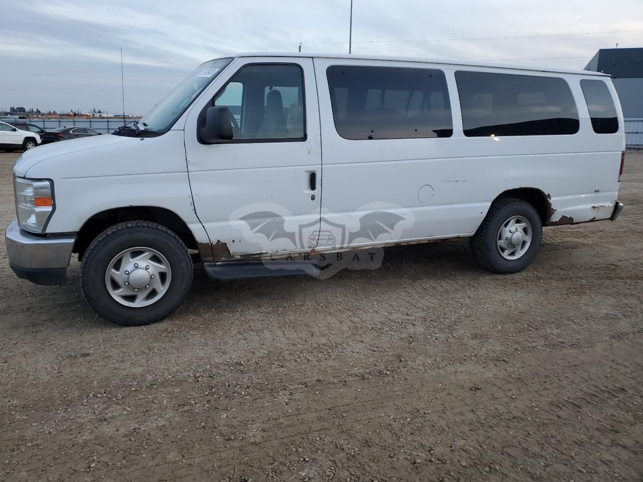Ford Econoline E350 SUPER DUTY WAGON 5.4L 8 2012